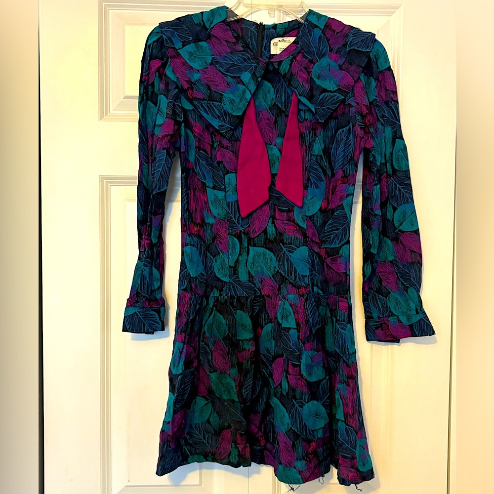 Vintage 90s Dark Floral Mini Dress with Ruffle Hem and Collar, Contrast Neck Tie